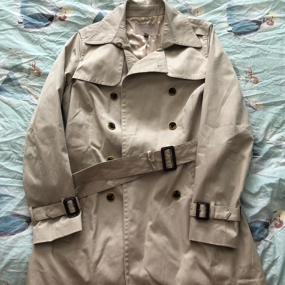 Trench coat